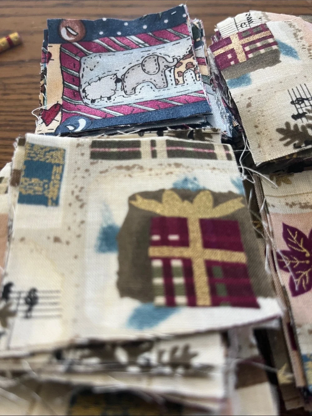 Holiday cotton Patchwork Fabric Squares - Multicolor
